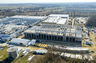 SCHOTT Hungary gyártócsarnok