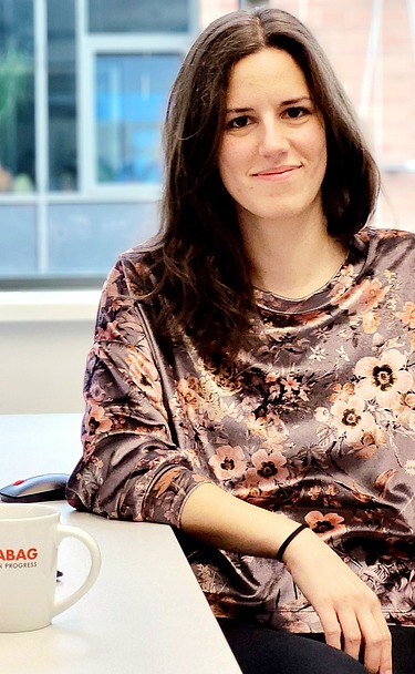 STRABAG-os kolléganő