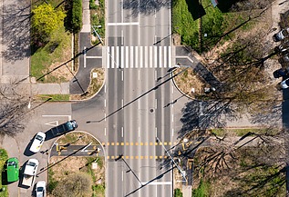 Gyalogátkelő Pécs