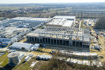 SCHOTT Hungary gyártócsarnok