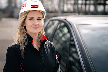 STRABAG-os kolléganő